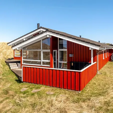 Ludviga - 400m From The Sea By Interhome